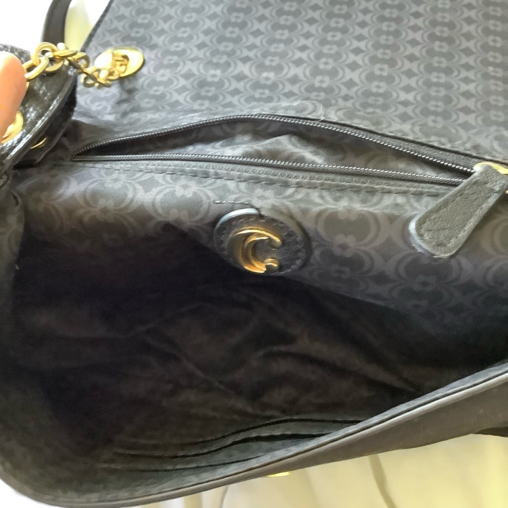 RARE CHARMING CHARLIE Black Pebbled Four Hearts Crossbody Bag Gold Hardware - Picture 8 of 9